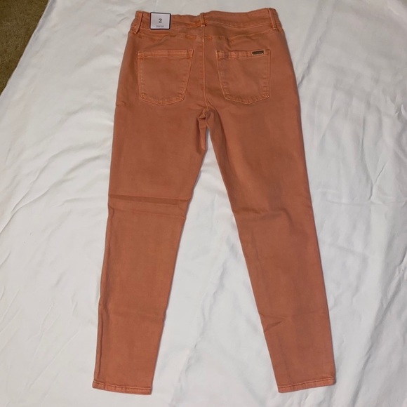 ⚪️⚫️♦️NWT White House Black Market Skinny Crop Jeans - Picture 6 of 14